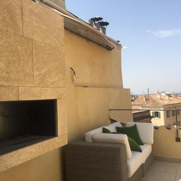Duplex with terrace and air conditioning - Appartement 2 Chambres - 34