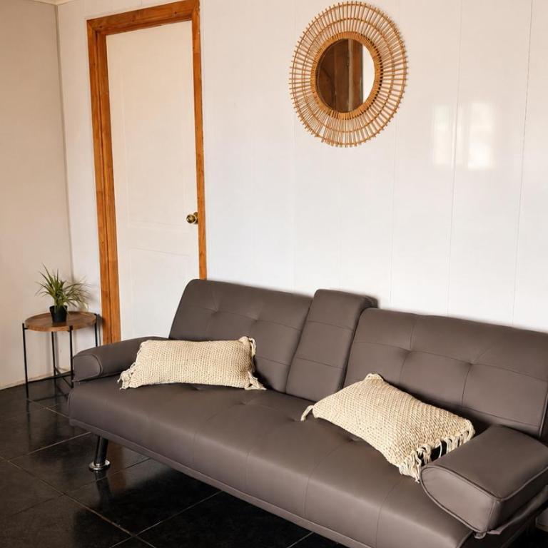 casa estrecho - One-Bedroom House - 2