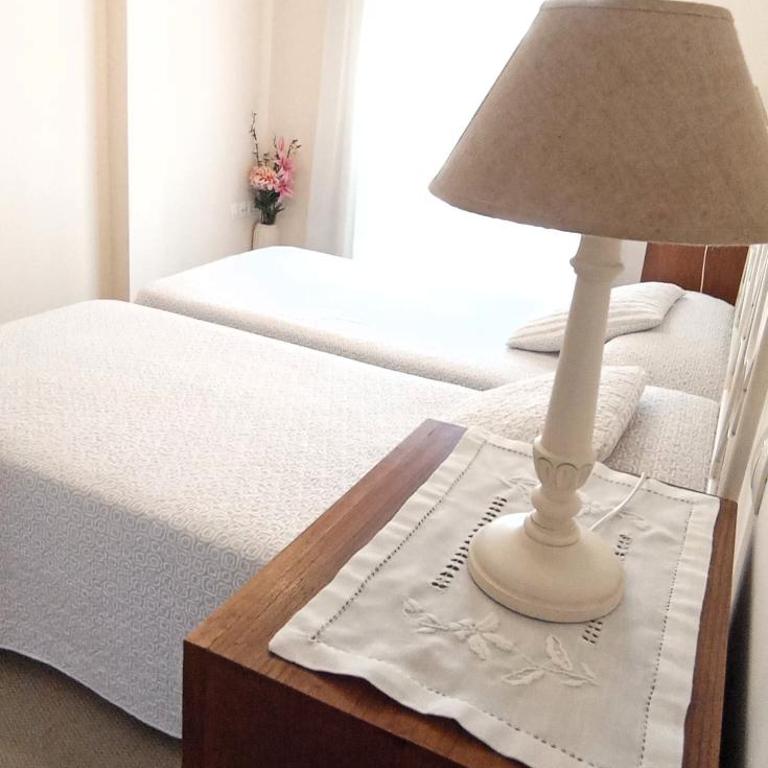 EnFOZ MARINA CENTRO Piscina y Parking - Two-Bedroom Apartment - 1