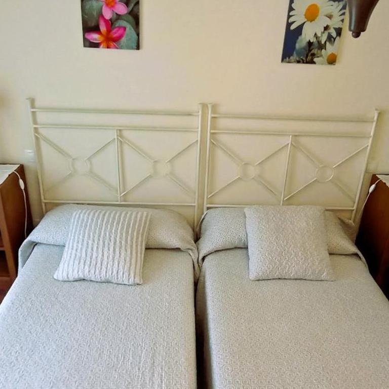 EnFOZ MARINA CENTRO Piscina y Parking - Two-Bedroom Apartment - 34