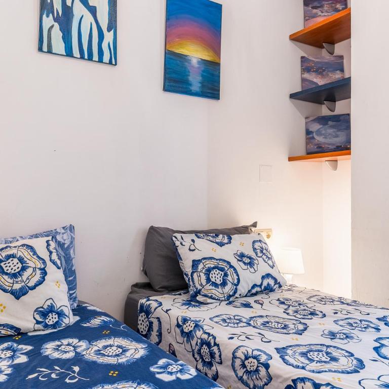 Edificio Histórico en el Centro de Granada cerca de la Catedral y principales puntos de interés - Apartamento de 2 dormitorios - 31