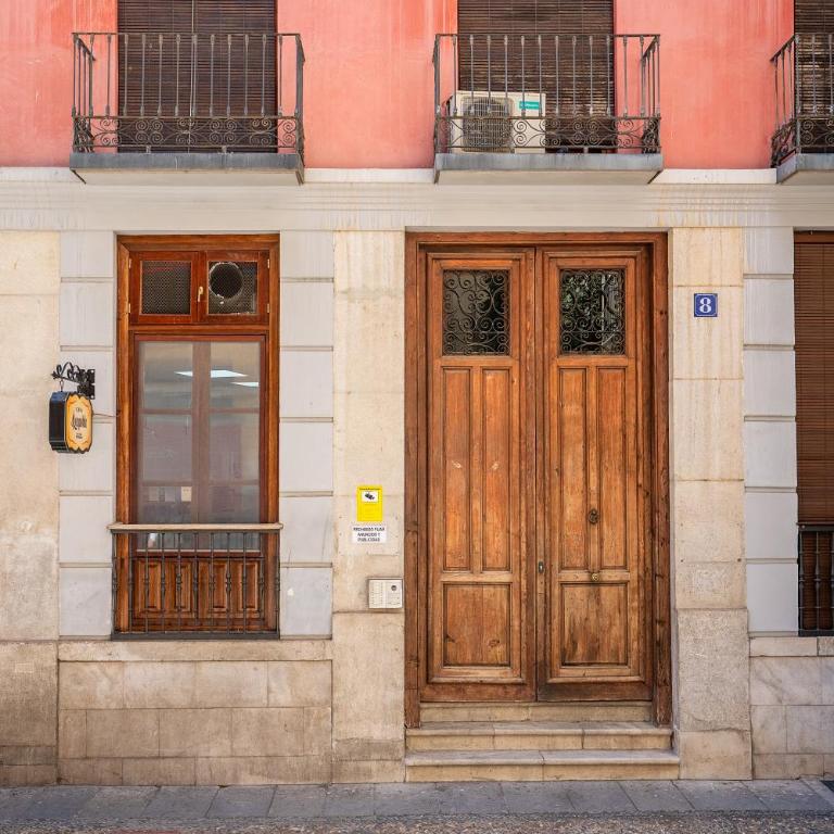 Edificio Histórico en el Centro de Granada cerca de la Catedral y principales puntos de interés - Apartamento de 2 dormitorios - 41