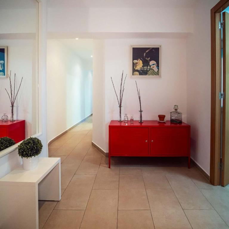 Spacest - Carrer de Just Vilar B - Appartamento - 5
