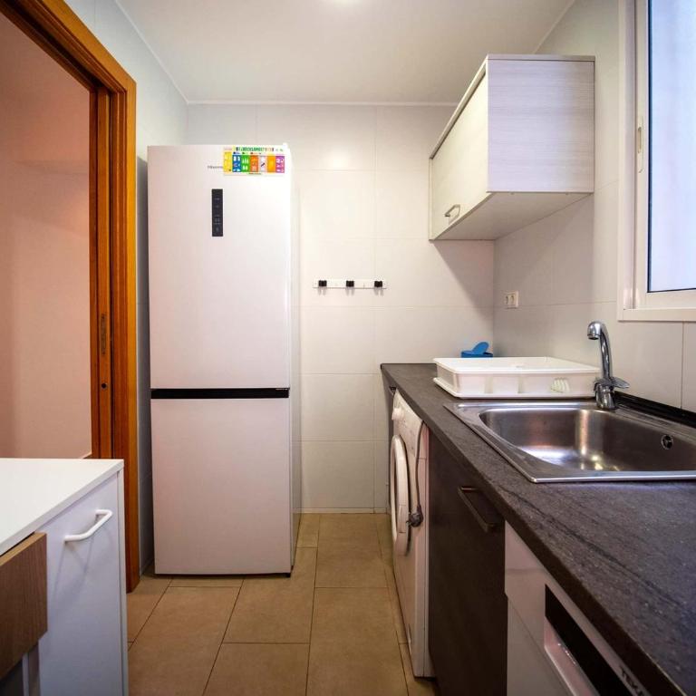 Spacest - Carrer de Just Vilar B - Appartamento - 15