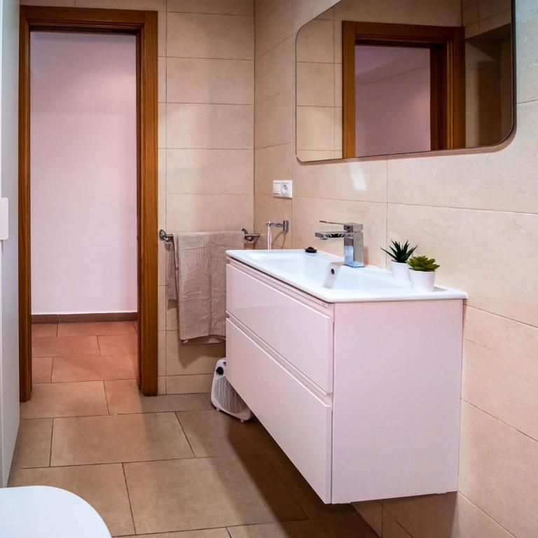 Spacest - Carrer de Just Vilar B - Appartamento - 17