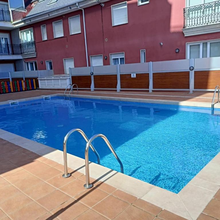 EnFOZ MARINA CENTRO Piscina y Parking - Two-Bedroom Apartment - 4