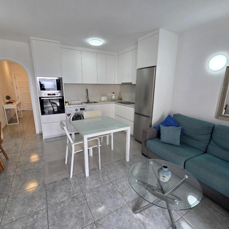Victoria Court II - One-Bedroom Apartment - 9