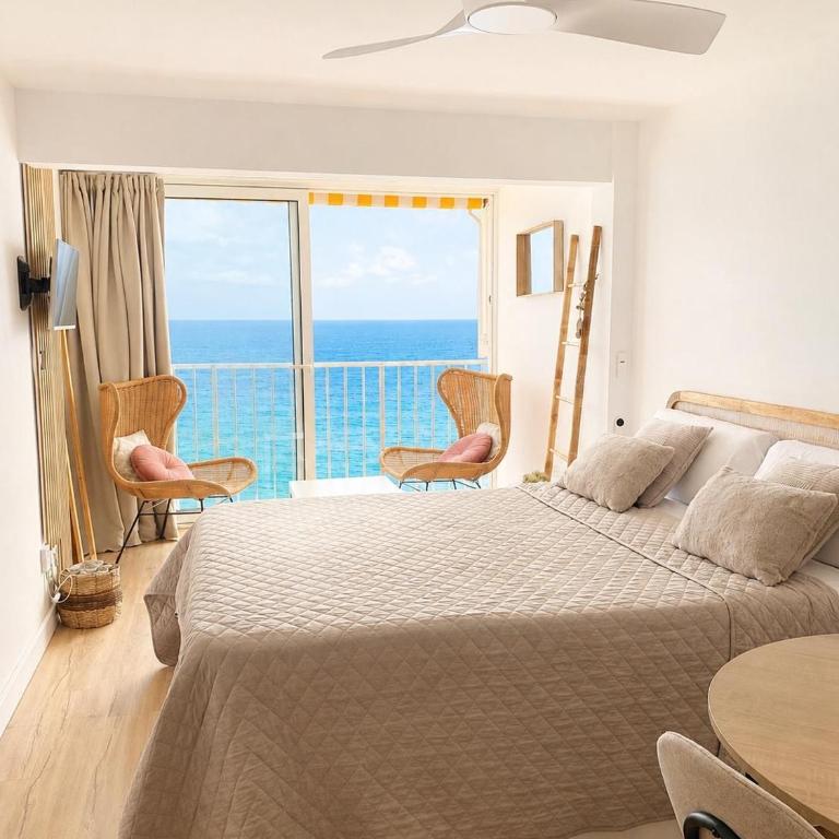 Little Beach Sky Studio - Studio with Sea View - 2