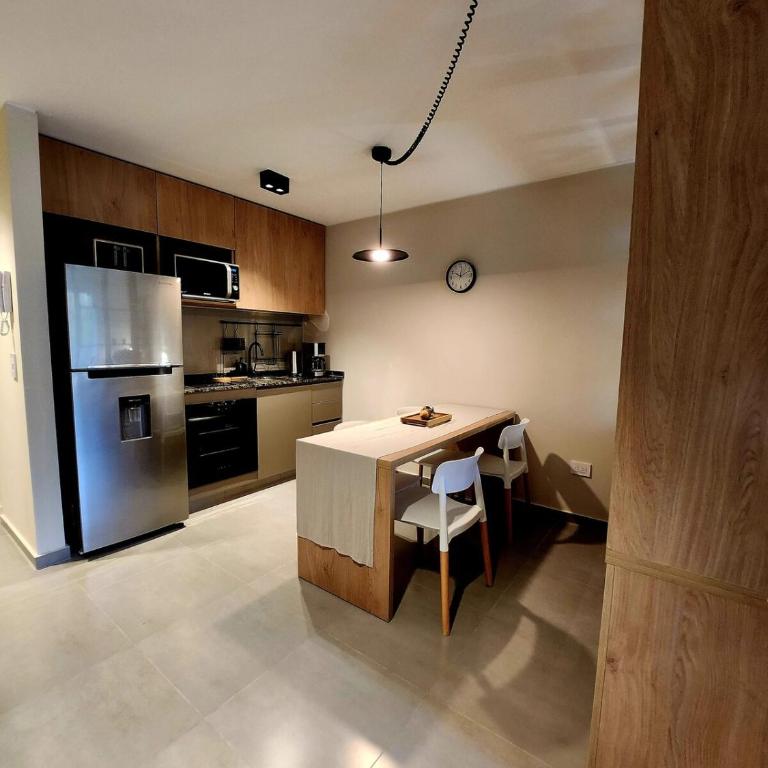 Monoambiente moderno con balcón - Nueva Córdoba - One-Bedroom Apartment - 11
