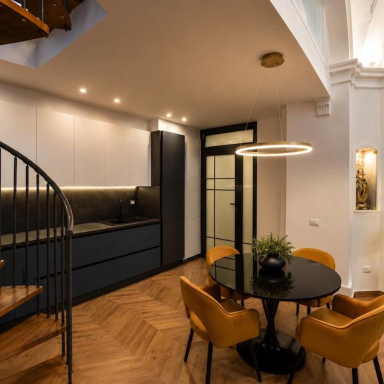 Palazzo700 by Ciotola Apartments near Naples Airport - Casa con 2 Camere da Letto - 39