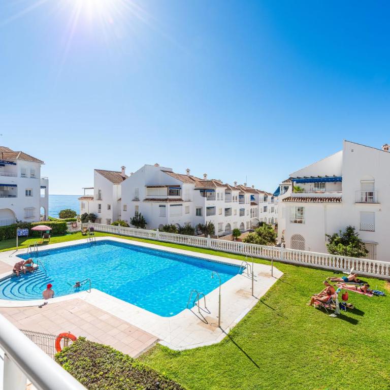 FUENTES DE NERJA A1 1E MENYBER - Apartment with Pool View - Apartamento de 2 dormitorios con vistas a la piscina - 4