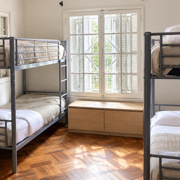 Yogi hostels - Cama en habitación compartida femenina de 6 camas - 3