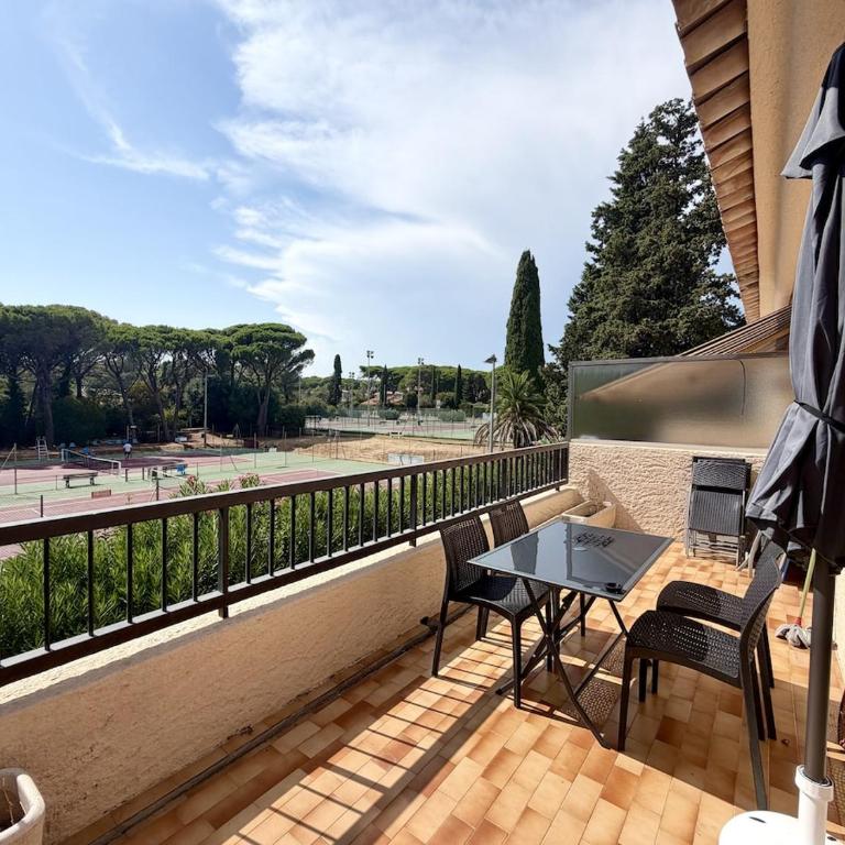 Studio avec mezzanine, climatisé, accès privé golf - Apartamento - 1