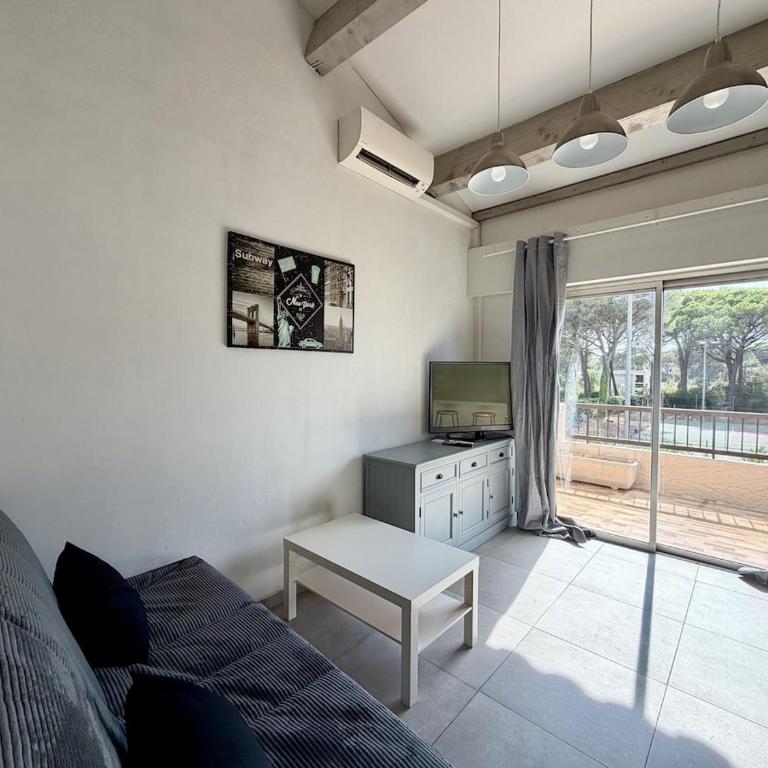Studio avec mezzanine, climatisé, accès privé golf - Apartamento - 4
