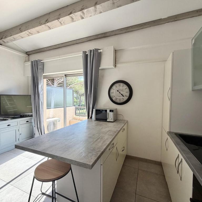 Studio avec mezzanine, climatisé, accès privé golf - Apartamento - 17