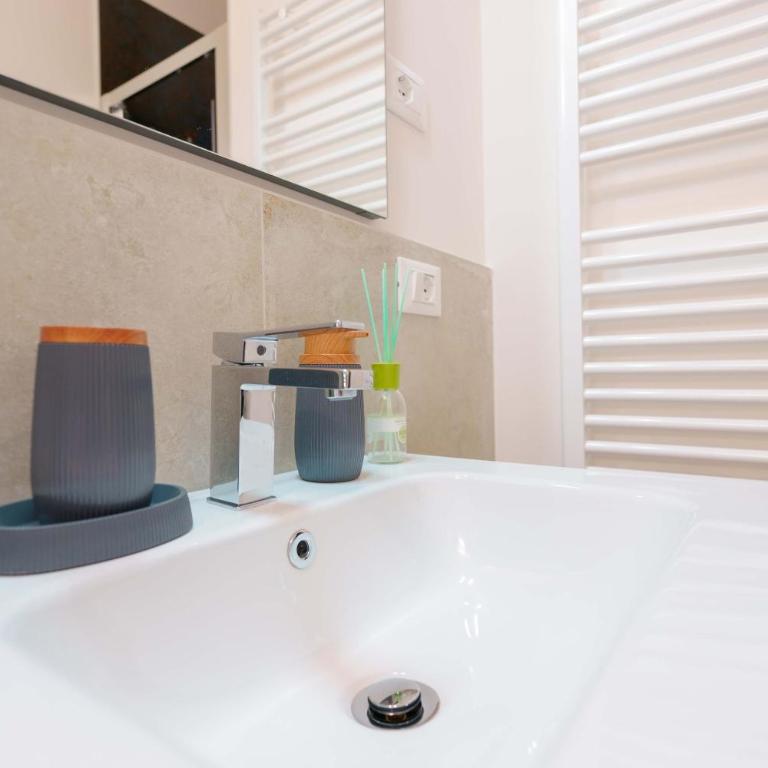 Nettuno Boutique Stay - Historic centre Bologna - Deluxe Zimmer mit Queensize-Bett - 13