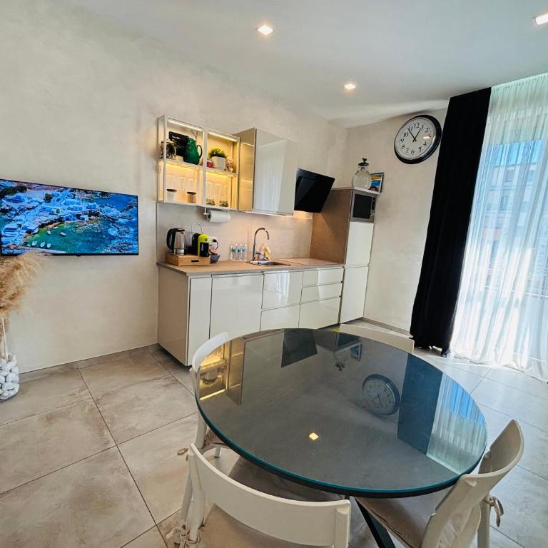RifReady Apartment con posto auto vicino a AOU Careggi, Meyer, Polo UniFi - Two-Bedroom Apartment with Balcony and Terrace - 12