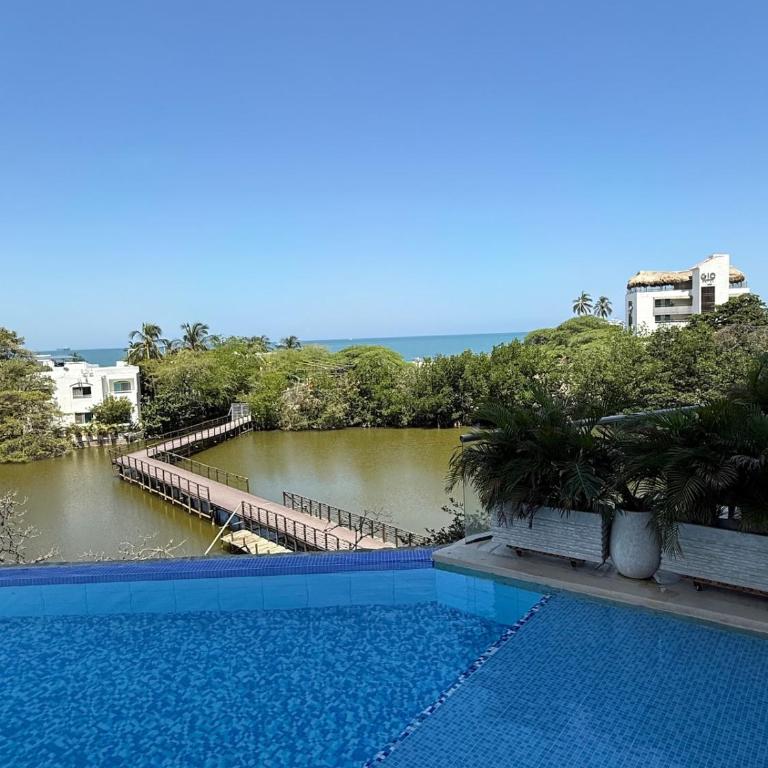 Vista al mar, acceso directo a playa y piscina - Apartamento de 1 dormitorio - 40