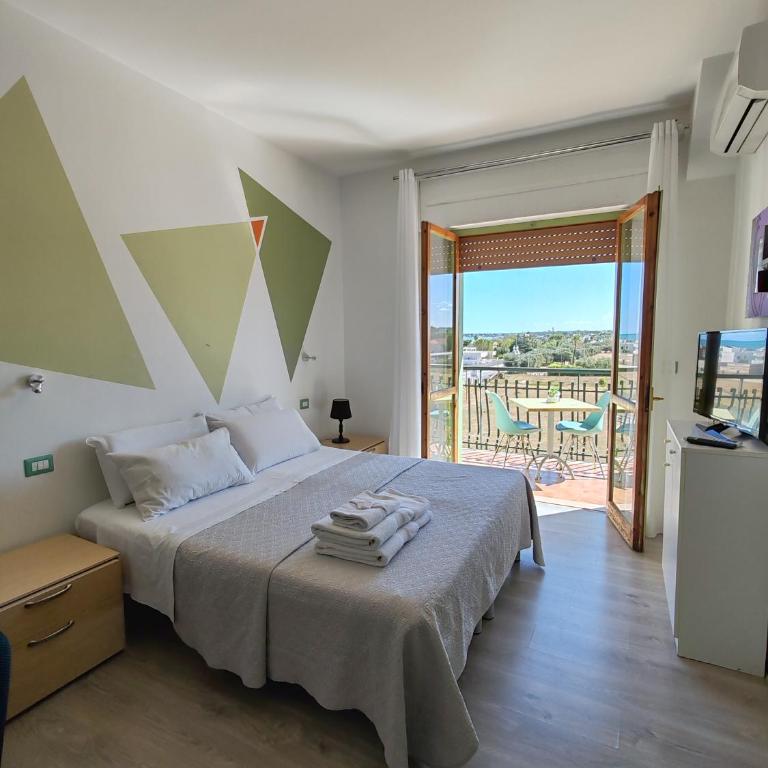 Levante - Deluxe Triple Room with Sea View - 5