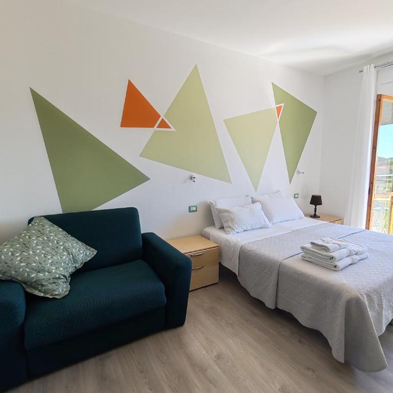 Levante - Deluxe Triple Room with Sea View - 9