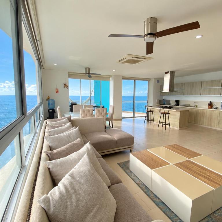 Espectacular apto Fontaine Bleu, vista al mar, 3 habitaciones y aire acondicionado - Three-Bedroom Apartment - 4
