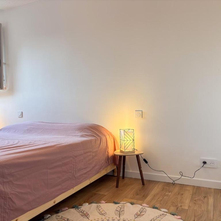 Appartement lumineux 2 chambres, loggia, place de parking - Two-Bedroom Apartment - 19