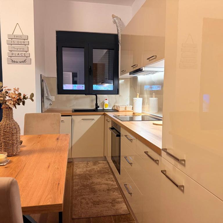 Morea Apartments - Apartman s 2 Spavaće Sobe sa Balkonom i Terasom - 4