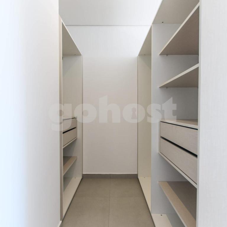 Modern 1BR Apt near Molas Lopez - Apartment - 17