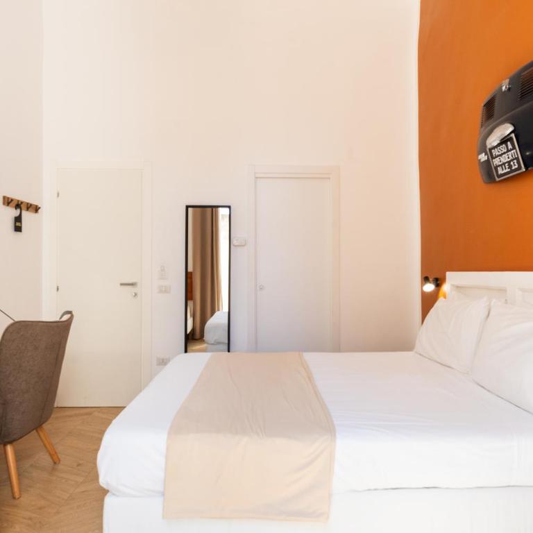 Tredici Boutique Rooms - Camera Tripla con Balcone - 8
