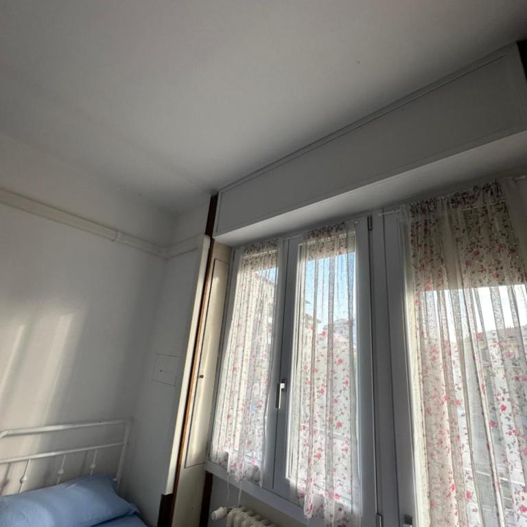 Gigli, rooms con cucina in comune e terrazza - Camera Familiare con Balcone - 5