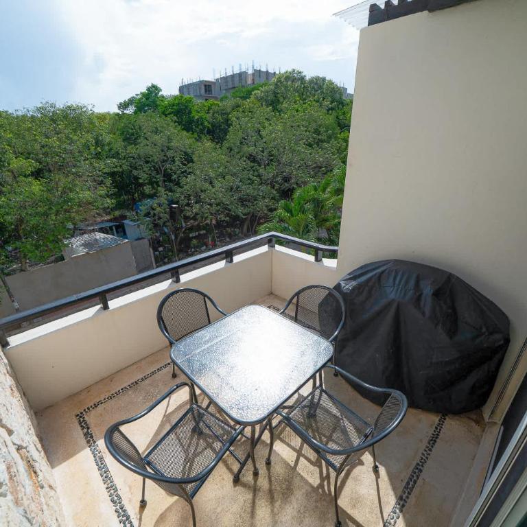 Penthouse 2BR Private Jacuzzi - 3 Blocks to Beach - Appartement 2 Chambres - 18