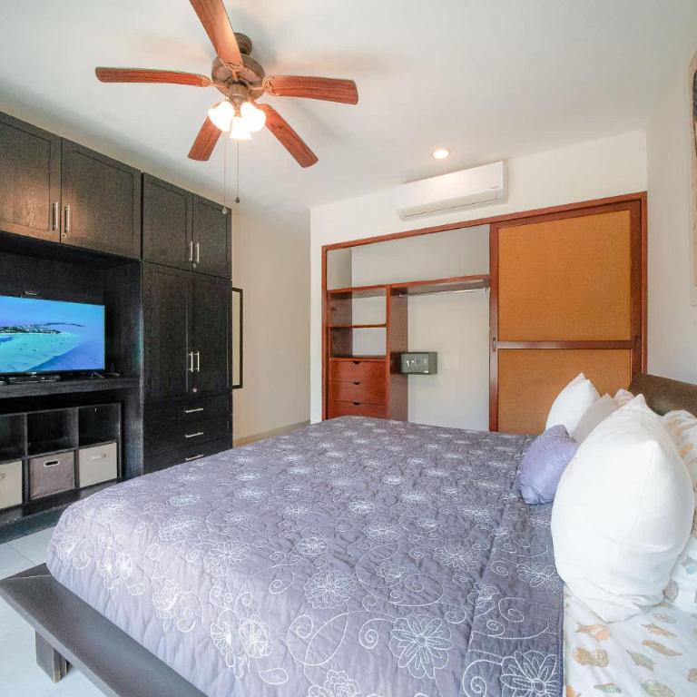 Penthouse 2BR Private Jacuzzi - 3 Blocks to Beach - Appartement 2 Chambres - 23