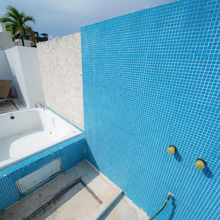 Penthouse 2BR Private Jacuzzi - 3 Blocks to Beach - Appartement 2 Chambres - 62