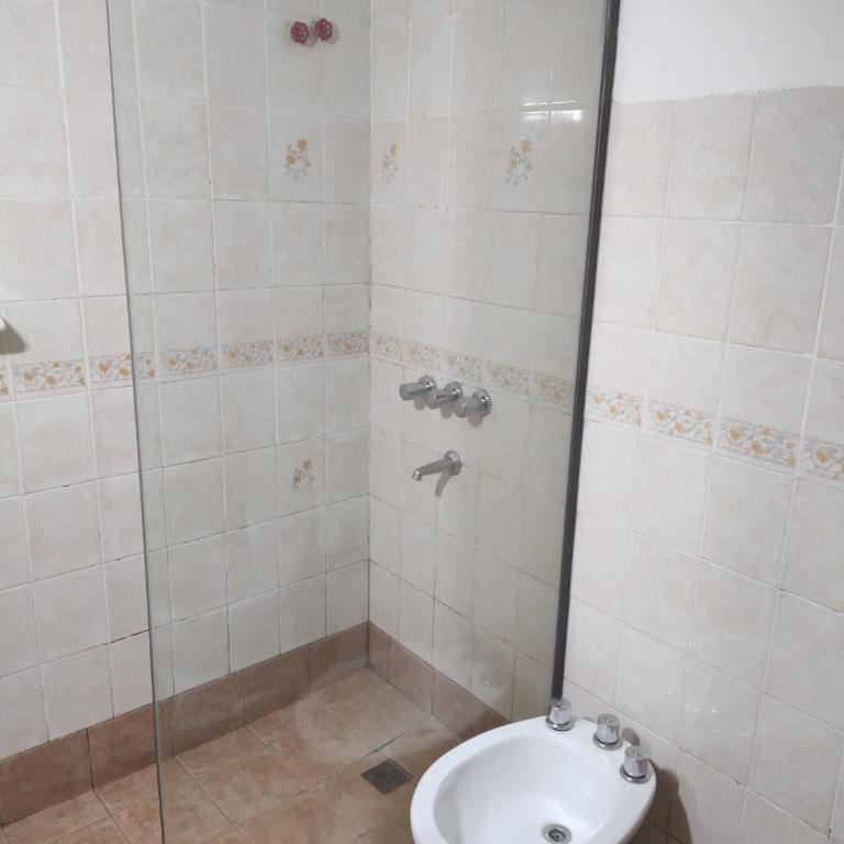 Hotel El Montañes - Habitación Doble con baño privado - 4