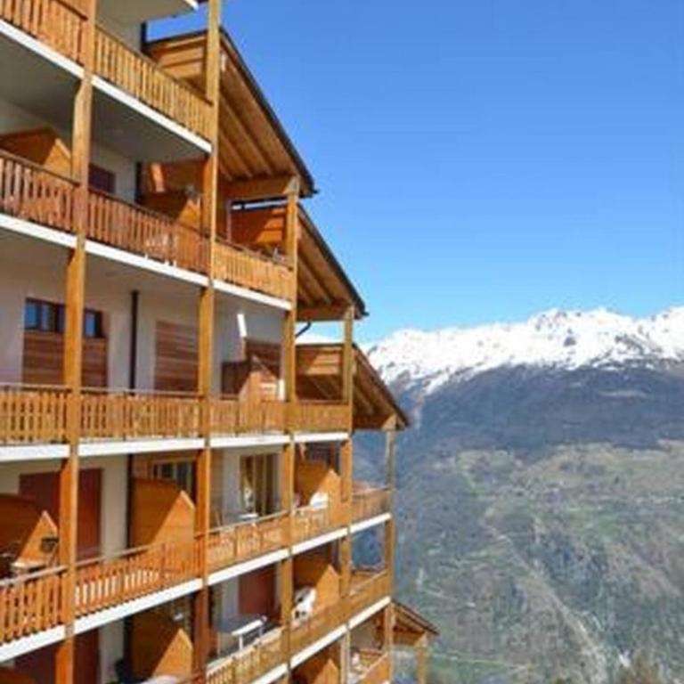 Immeuble Les Sérandes - Three-Bedroom Apartment - 10 - 7