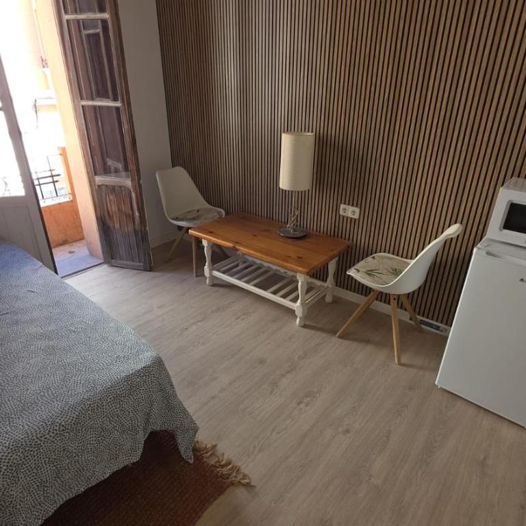 Rooms Prado Gandia - Habitación Doble con balcón - 6