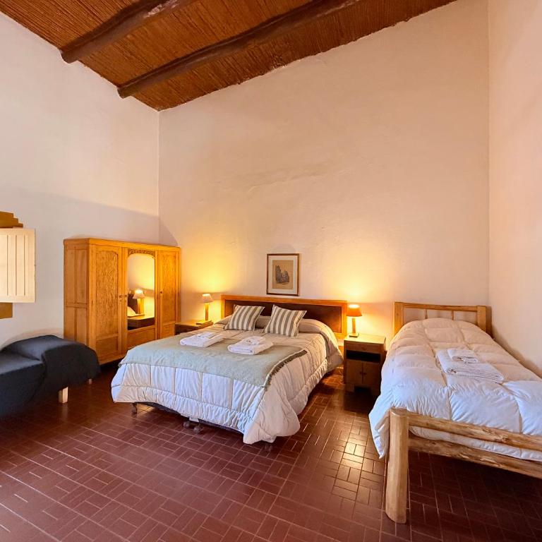 Posada San Eduardo - Superior Triple Room - 2
