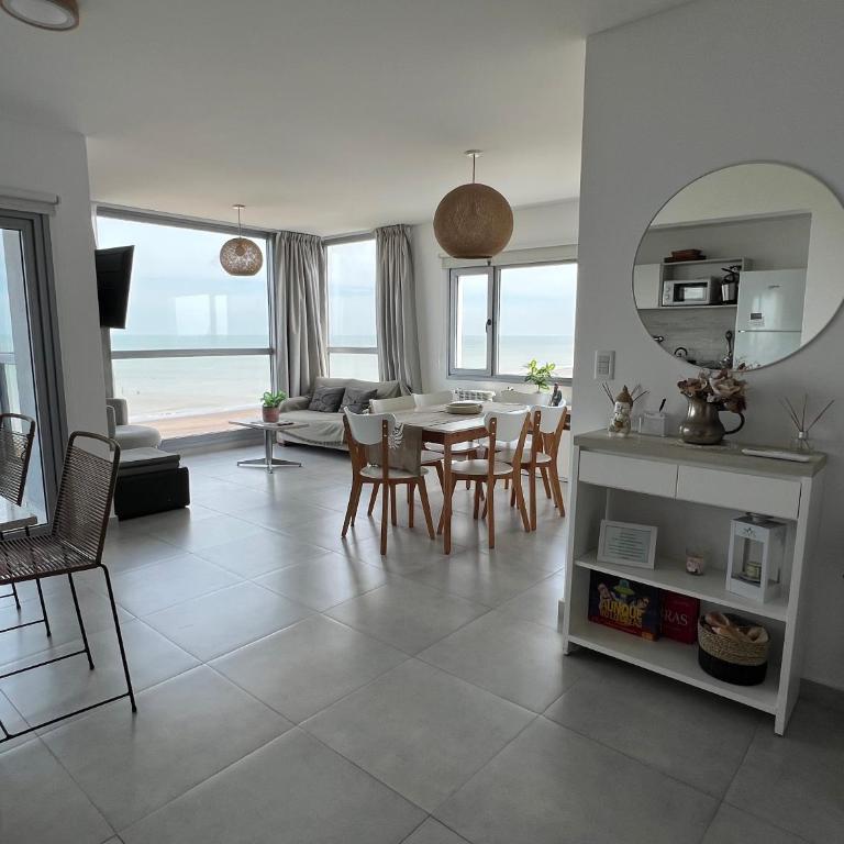 Departamento de Categoria Frente al Mar - Apartamento de 2 dormitorios - 8