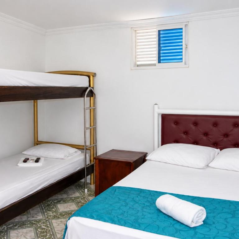 VILLA SOL HABITACIONES - Standard Quadruple Room - 3