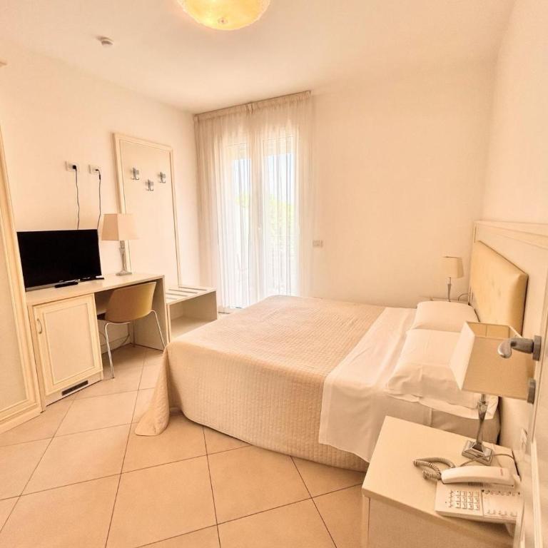 Residence Suite Smeraldo - One-Bedroom Apartment - 5