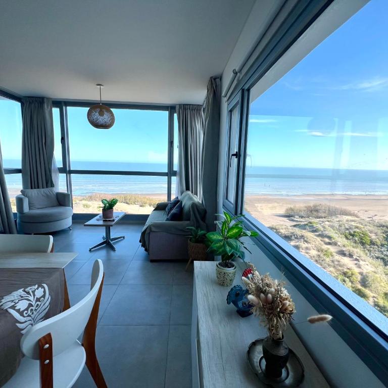 Departamento de Categoria Frente al Mar - Apartamento de 2 dormitorios - 2