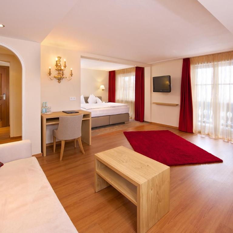 Hotel Hirsch - Luxus Superior Doppelzimmer - 4