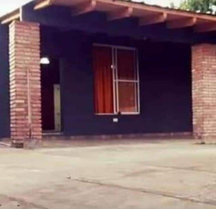 Casa con pileta - Casa con 1 dormitorio - 6
