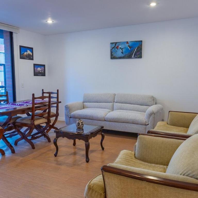 La Carolina - 2 bedrooms - Balcony & Parking - Two-Bedroom Apartment - 1