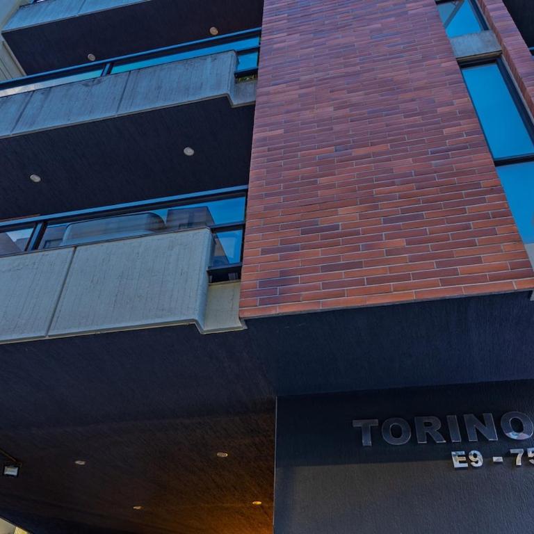 La Carolina - 2 bedrooms - Balcony & Parking - Two-Bedroom Apartment - 11
