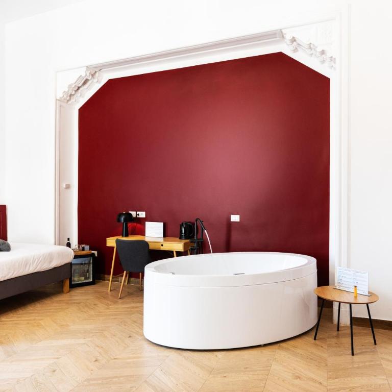 Tredici Boutique Rooms - Suite Deluxe con Vasca Idromassaggio - 5