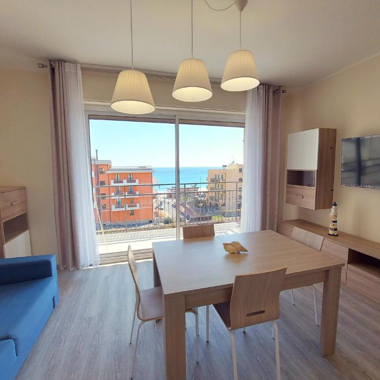 La casa di Giuly, vista mare, parcheggio privato. - Appartamento con Vista Mare - 18