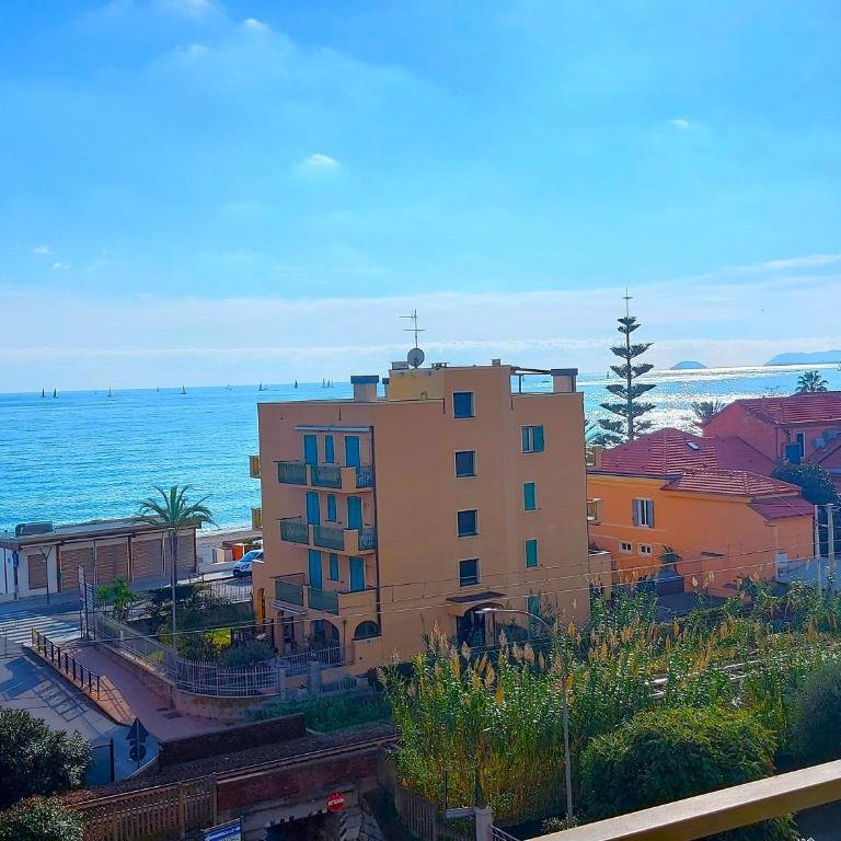 La casa di Giuly, vista mare, parcheggio privato. - Appartamento con Vista Mare - 19