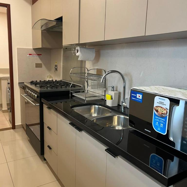 Hermoso dpto de 2 dormitorios en Macororó Av Los Cusis - Apartamento de 2 dormitorios - 17