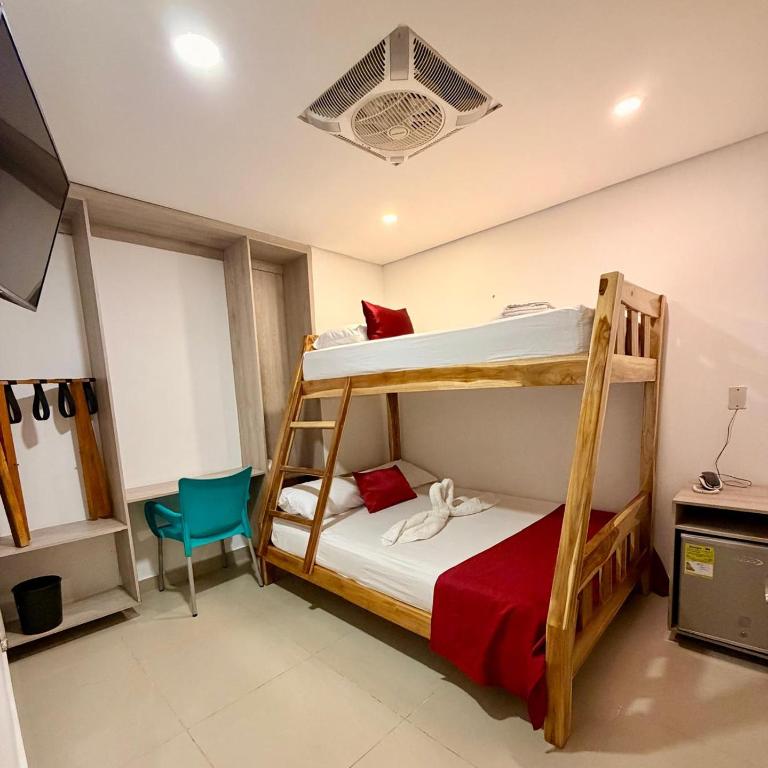 Hotel Carolina Del Mar - Habitación Familiar Estándar - 4